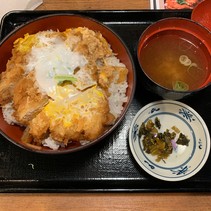かつ丼(串八珍 銀座二丁目店)