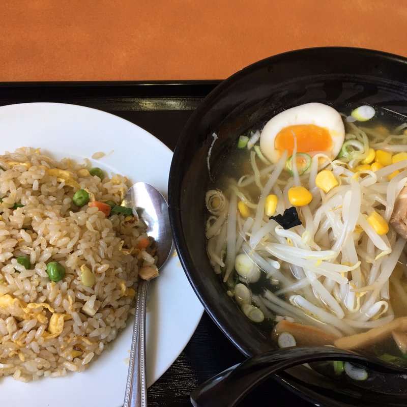 チャーハン＋塩ラーメン(聚縁軒)