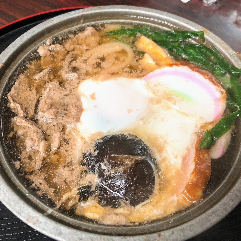 鍋焼きうどん(大衆食堂 ちとり家)