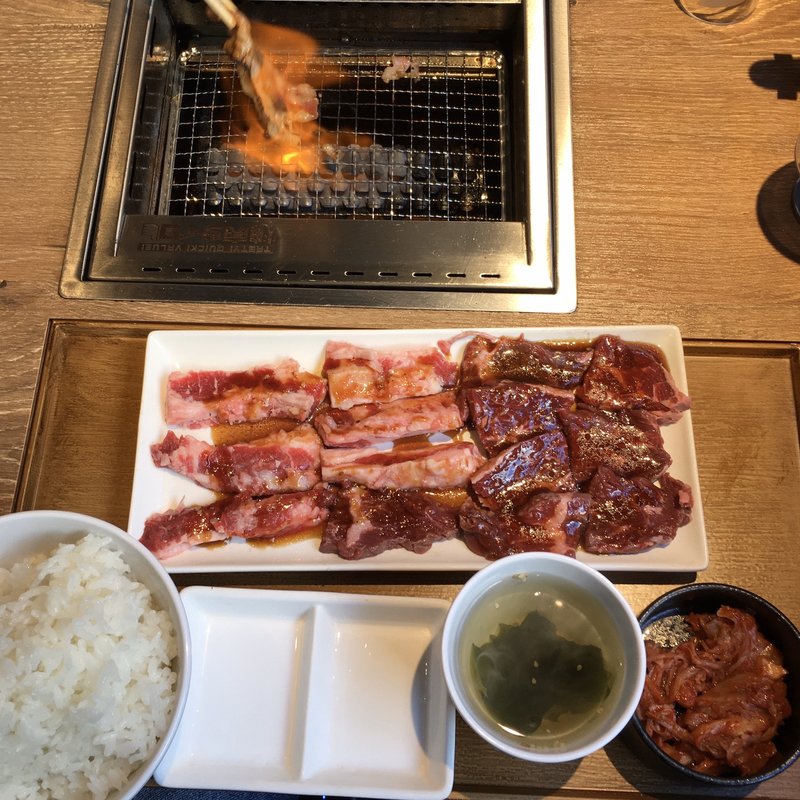 匠カルビ&ハラミプレート(200g)(焼肉ライク 赤坂見附店)