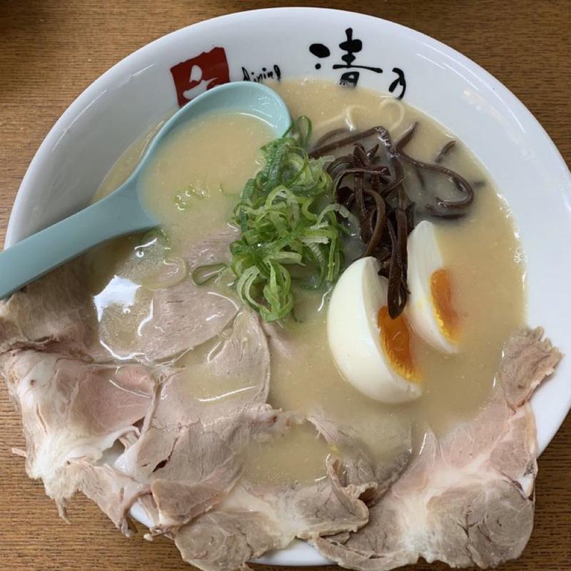 博多魚介豚骨ラーメン 味付玉子トッピング(博多元祖長浜ラーメン清乃)