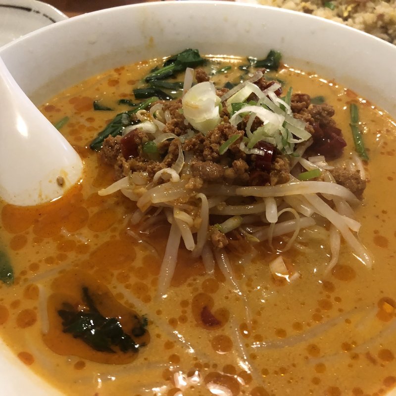 ラーメンセット（坦々麺＋炒飯）(聚豊園)