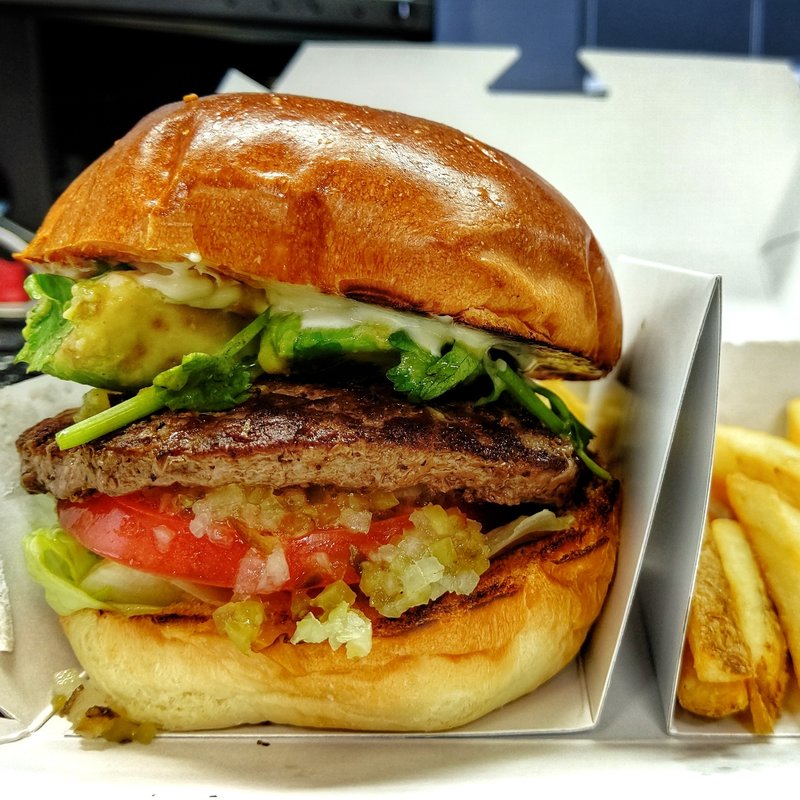 アボカディオンバーガー(ファイアーハウス デリバリーサービス （FIRE HOUSE Delivery Service）)