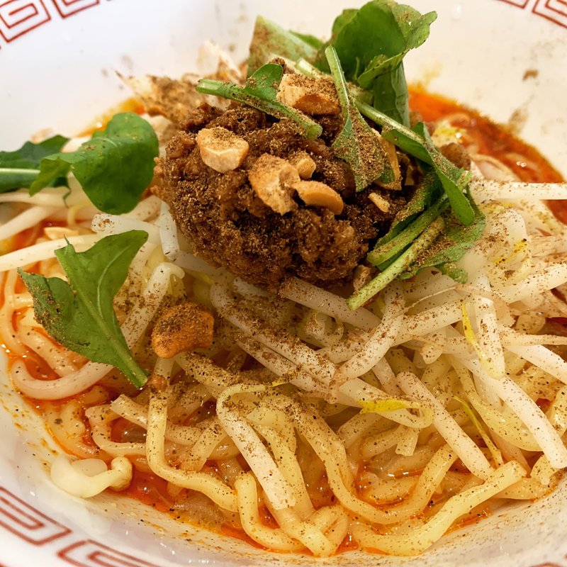 汁なし担々麺(担々飯店)