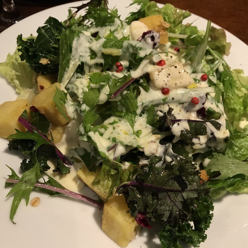 さつまいもの石窯焼きサラダ　北海道産ロビオラチーズの温かいソース(LEGAME)