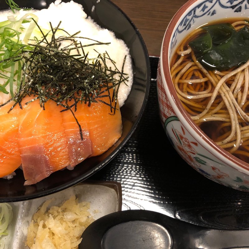 ごまそばと日替わり丼のセット(高田屋 関内南口店 （たかだや）)