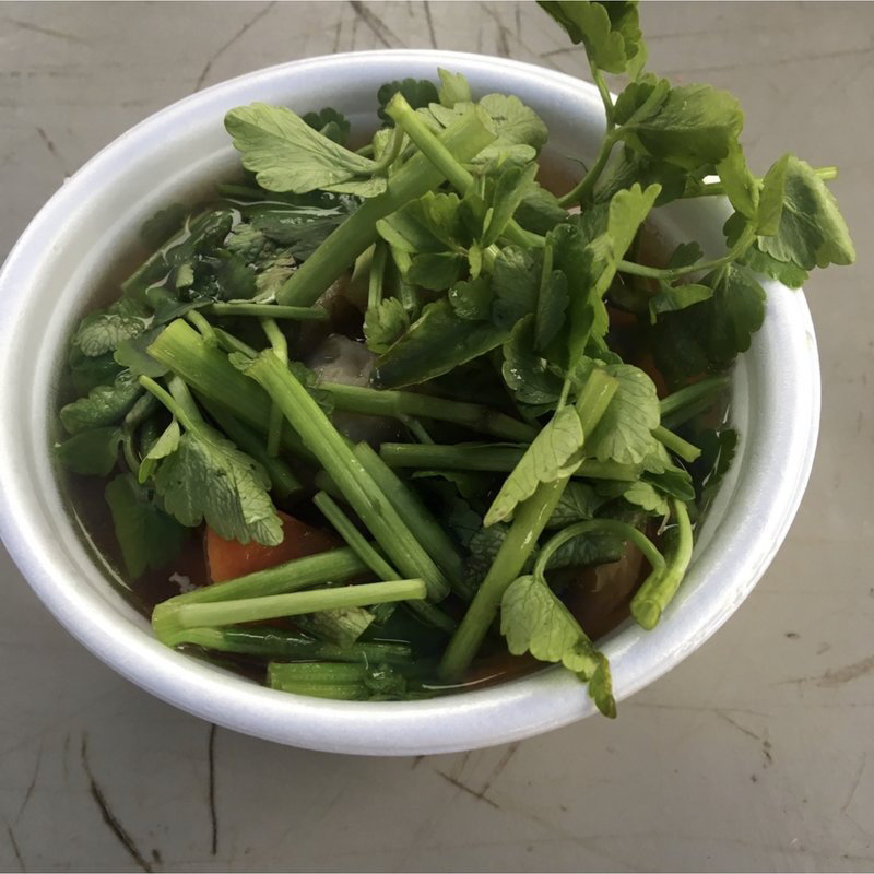 せり鍋(ゆりあげ港朝市)