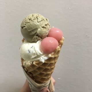 (Three Twins Ice Cream 代官山本店)