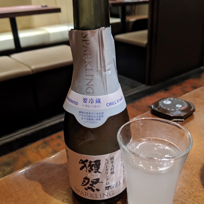 獺祭スパークリング(もつ鍋 個室居酒屋 鳥吉 神田店)