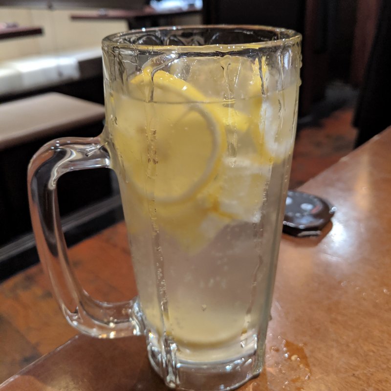 超こだわりレモンさわー(もつ鍋 個室居酒屋 鳥吉 神田店)