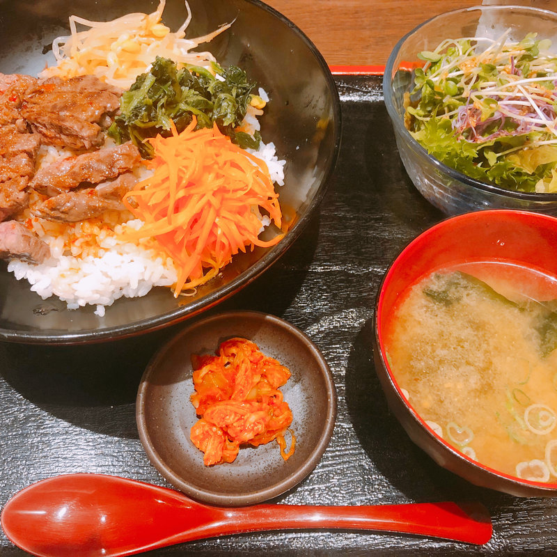 ハラミ丼(オールディーズ　シアター)