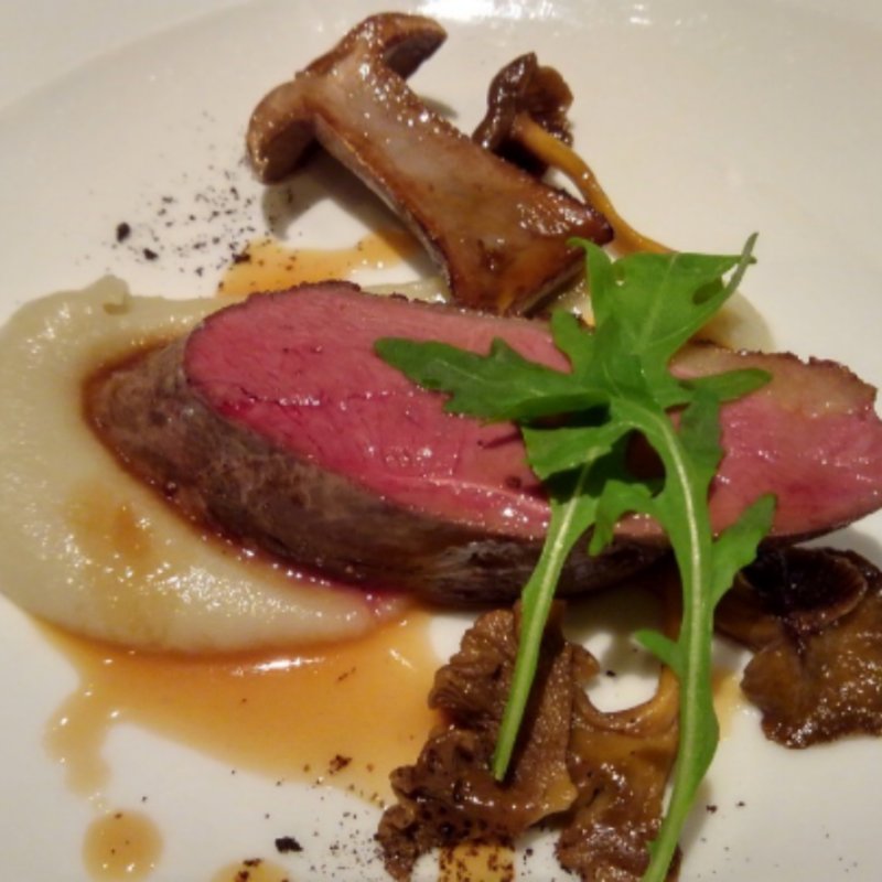 鴨肉のロースト(ルッコリーナ)