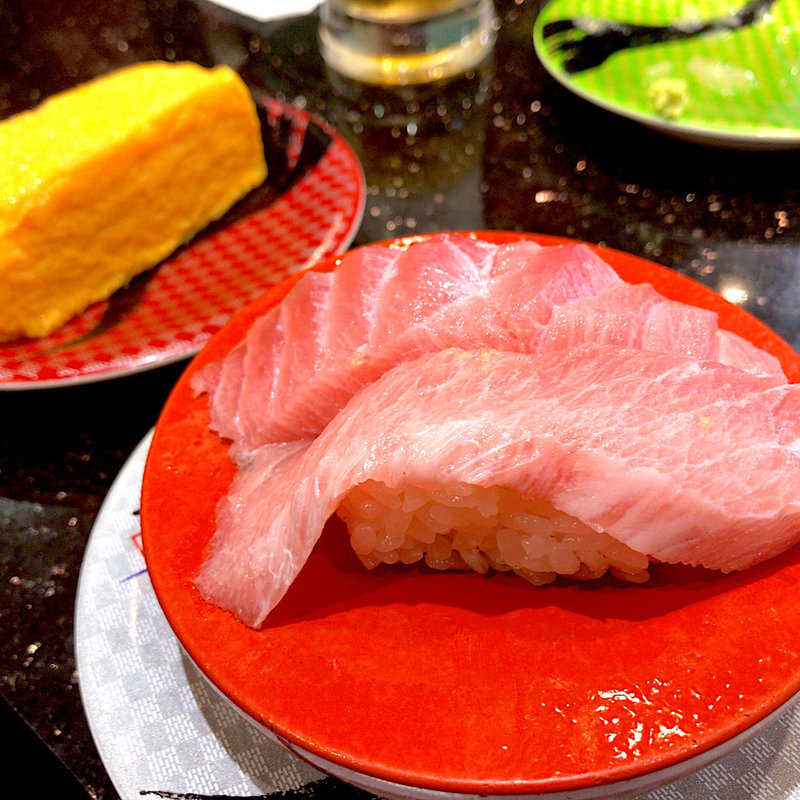 びんちょうまぐろと厚焼き玉子(すし銚子丸 狛江店)