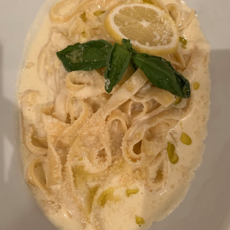 レモンのクリームパスタ(ナプレ 南青山本店)