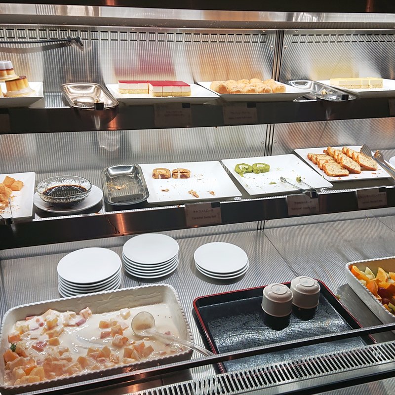 デザートいろいろ(ダイアモンドターン - 競馬観戦型レストラン)