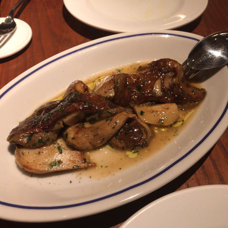 ポルチーニ茸のにんにくバターソテー(Cosi Com'e)