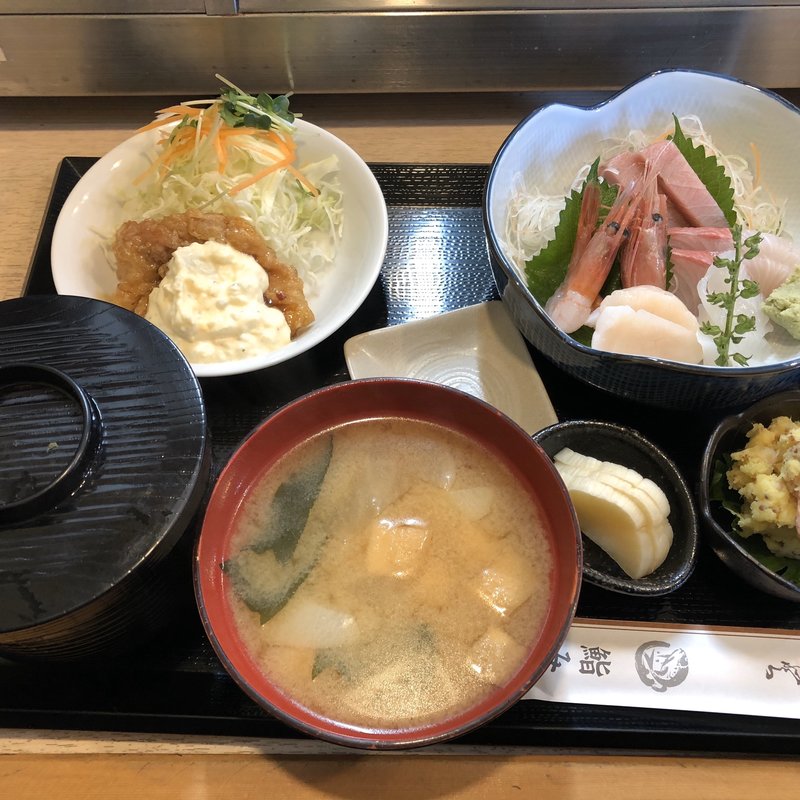 5種のお刺身定食(鮨みつ)