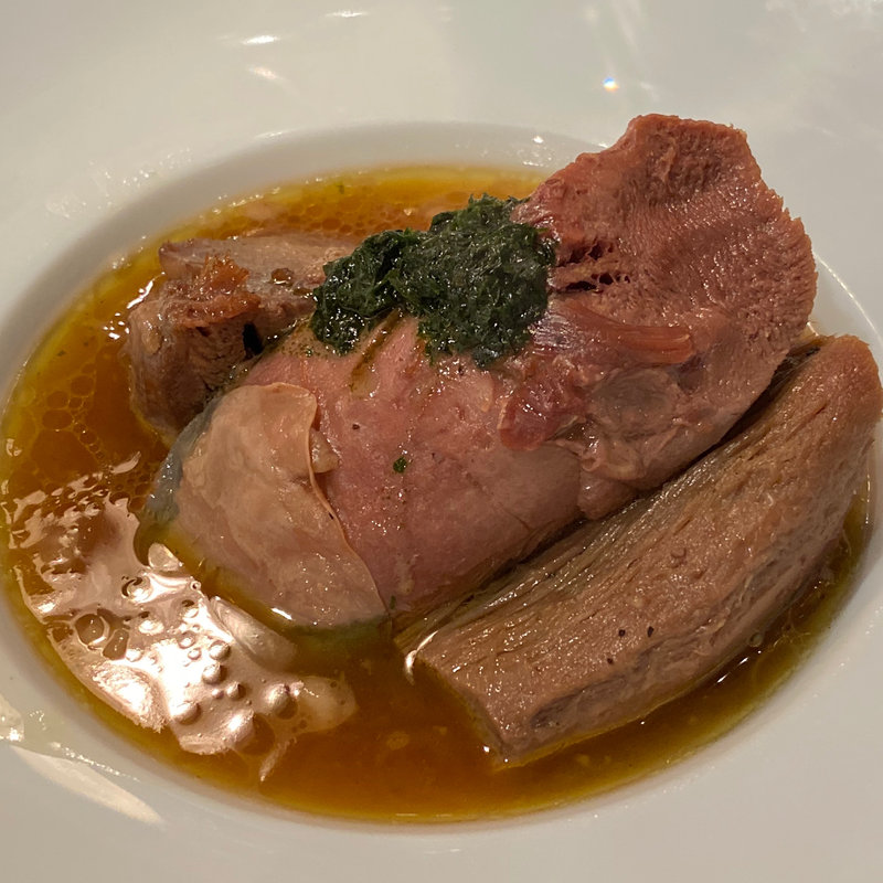 やわらか！厚切り茹でタン(ワインバル 八十郎 )