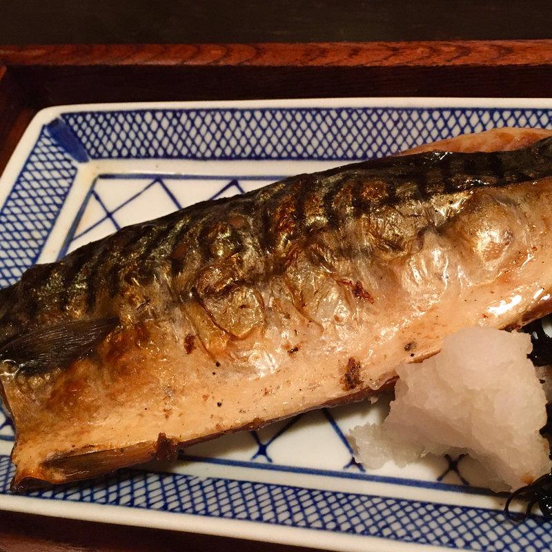 鯖の塩焼き(八はね)