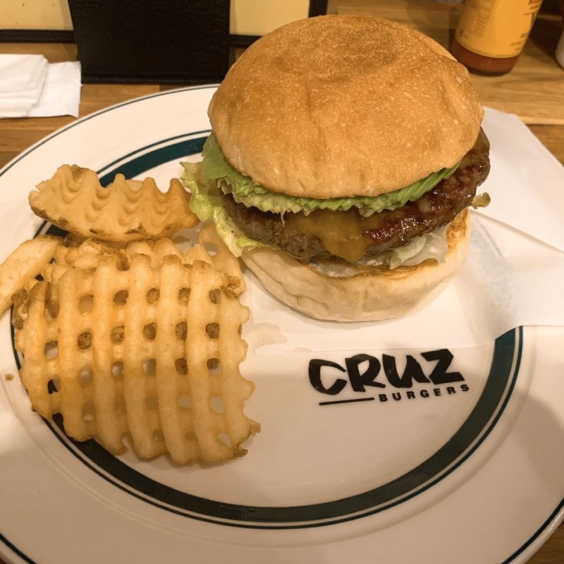 アボカドバーガー(CRUZ BURGERS & CRAFT BEERS （クルズバーガーズ アンド クラフトビア）)