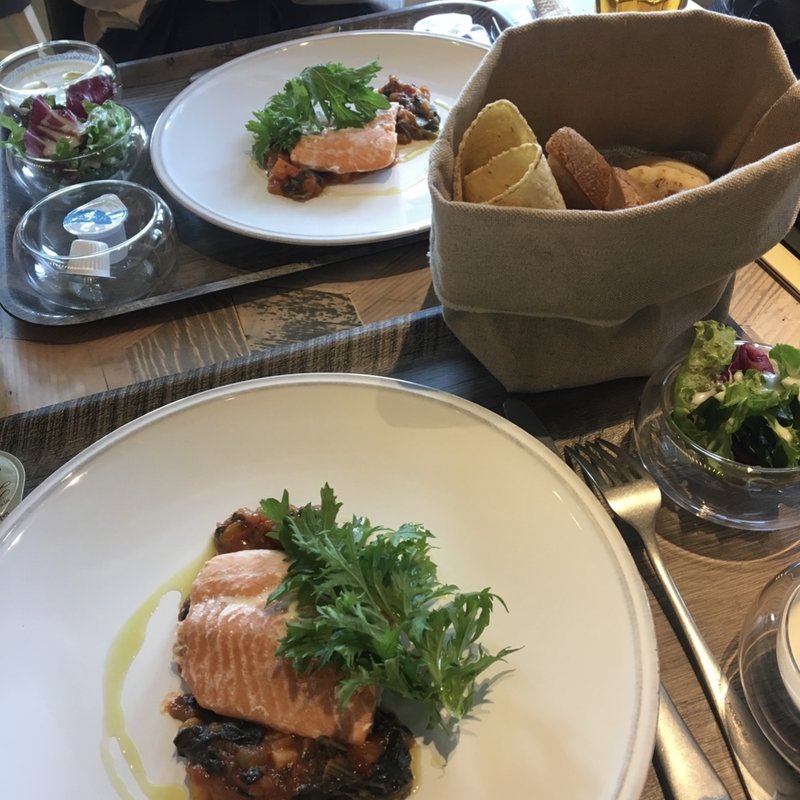 (Billboard cafe & dining 日比谷)