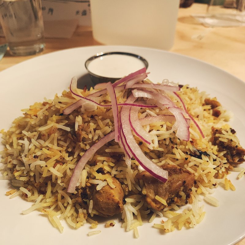 スパイシーチキンビリヤニ(丸祇羅)