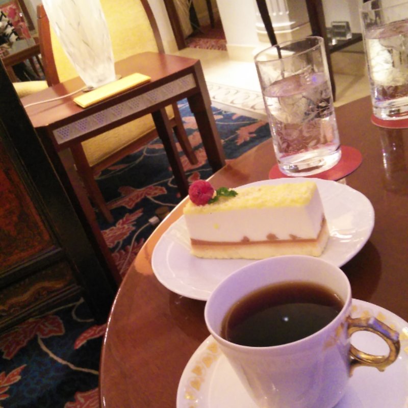 ケーキセット(ロイヤルクリスタル カフェ銀座店)