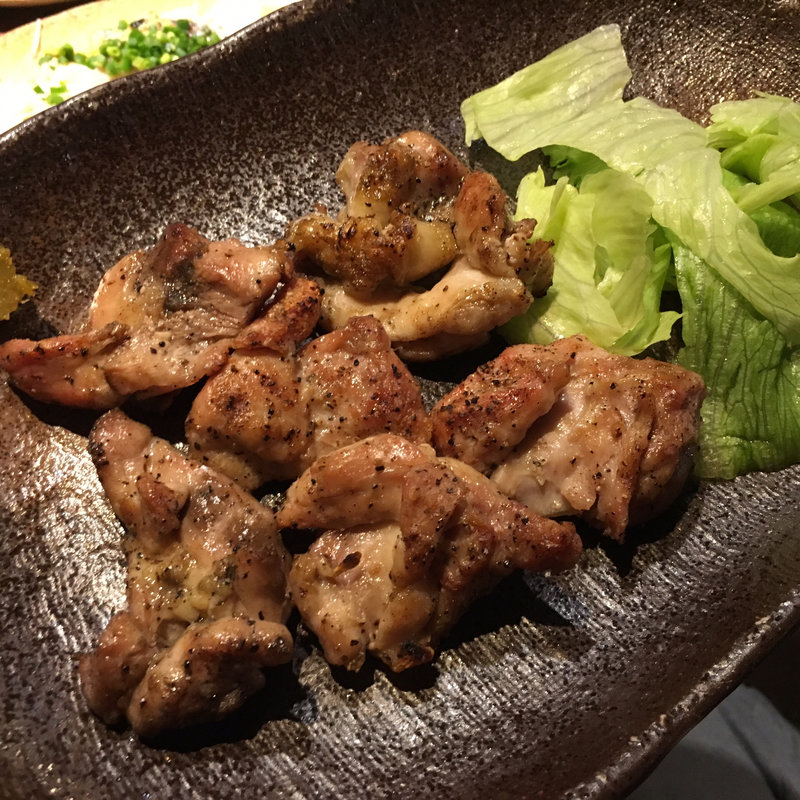 大山鶏の炭炙り/ゆず胡椒添え(炙りや 楽蔵)