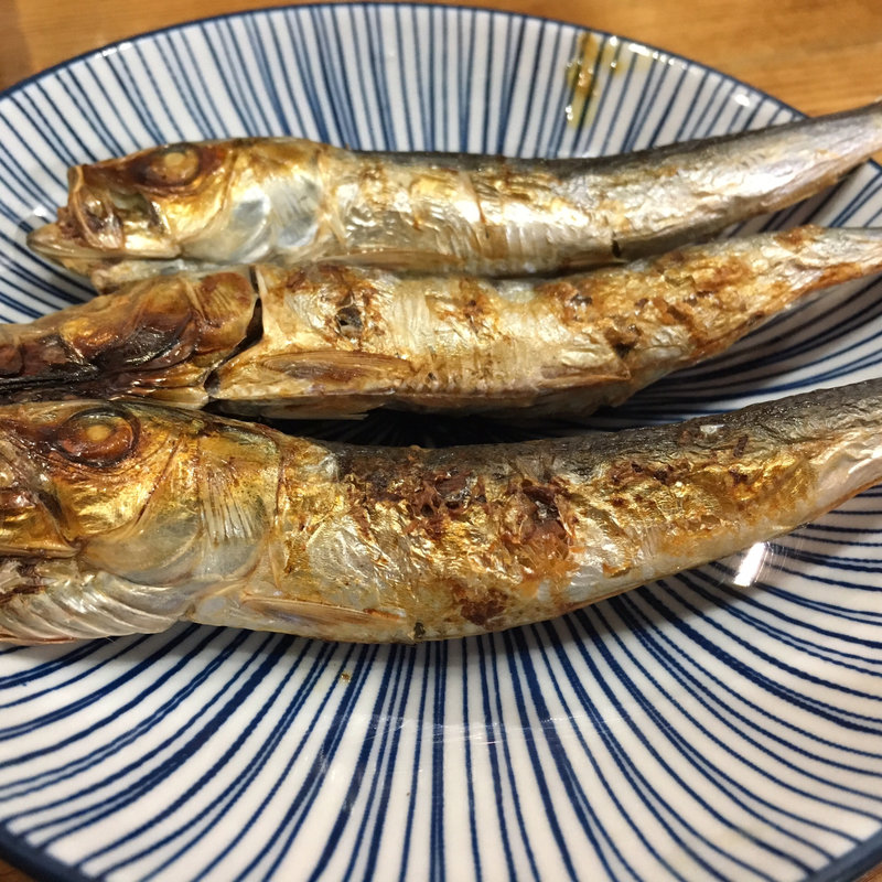 いわし丸干し(大衆酒場まるは)