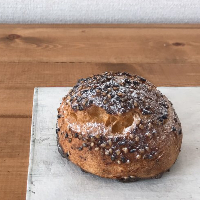 シュークリーム(Patisserie Porte Bonheur)