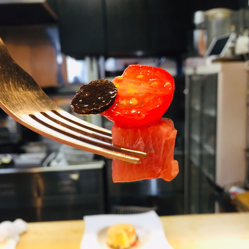 ブリと柿のケーキ仕立 トリュフ醤油(びすとろ ふうじん)