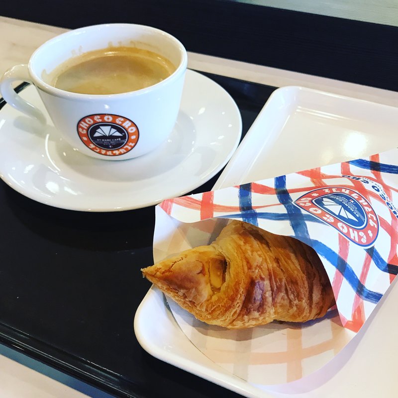 カマンベールチーズチョコクロ(サンマルクカフェ 三鷹駅南口店)