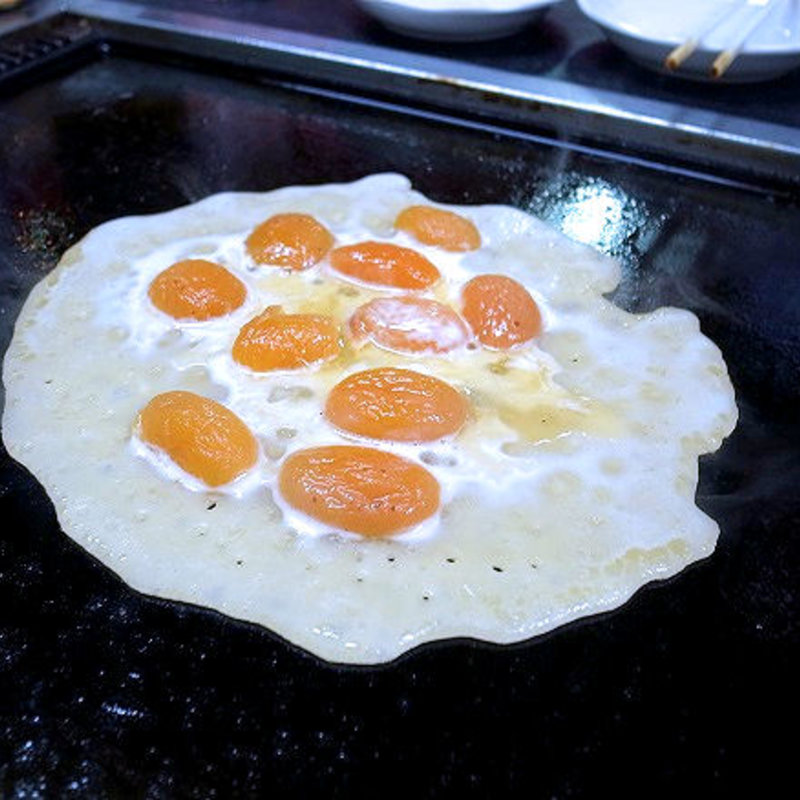 あんず巻き(浜作もんじゃ会館)