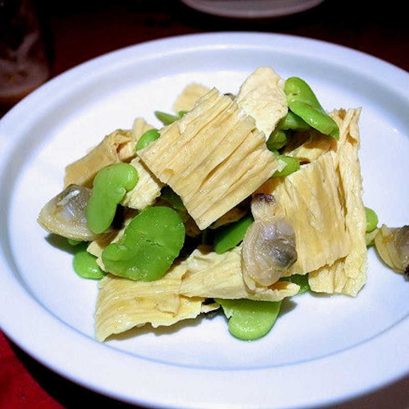湯葉と空豆とアサリの和え物(蜃気楼)