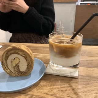 コーヒーロールケーキ(NORIZ COFFEE)