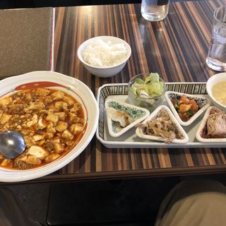 麻婆豆腐ランチ(辣碗 （ラツワン）)