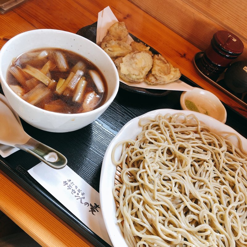 とりせいろ　ごぼう天追加(手打ち蕎麦サラセン人の麦)