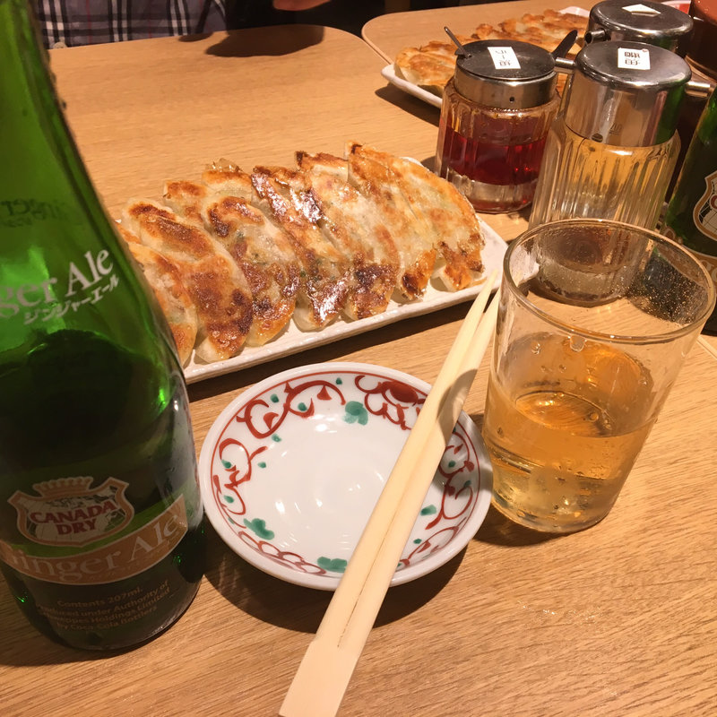焼餃子(7ヶ)(大衆酒場 餃子のたっちゃん 天神西通り店)