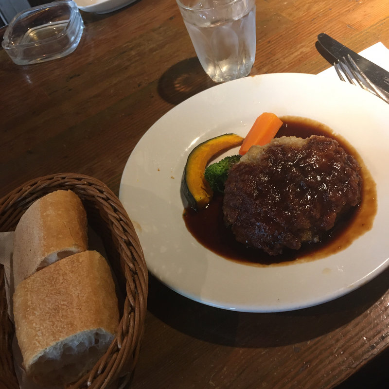 ⑤レトロのメンチカツ（平日限定）(トラットリア・オゼール )