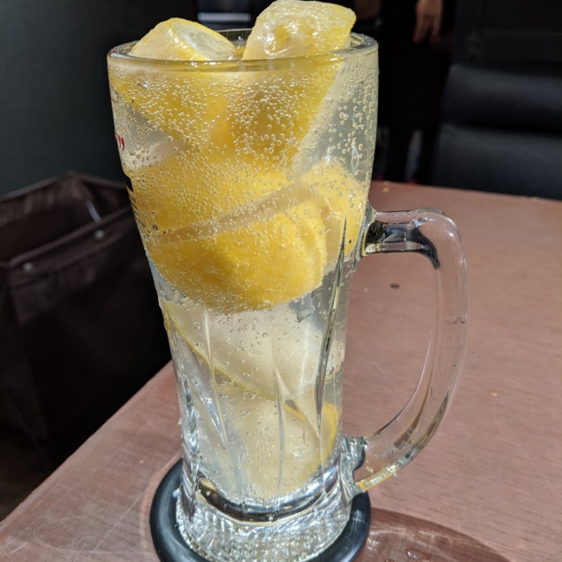 ごぉの丸ごとレモンサワー(TOKYO焼肉ごぉ 本店)