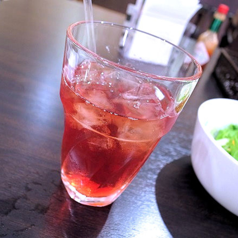 アイスピーチティー＆ローズヒップ(ピッツェリア モニカ)