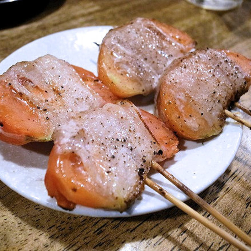 肉巻きトマト焼き(やきとん やまちゃん)