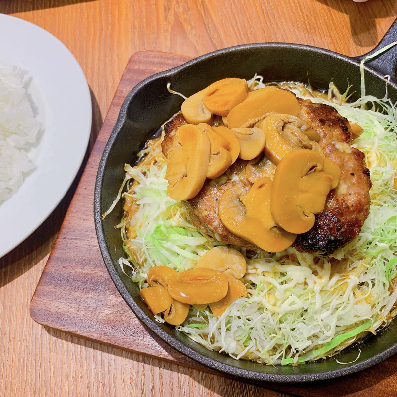 しょうがだれハンバーグ(ビフテキ家あづま)