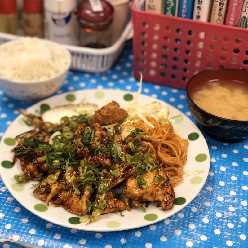 若鶏の味噌炒め定食(ビッグ鯛はのぼる)