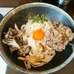 くぬぎや特製 釜玉うどん(釜玉うどん 功刀屋)