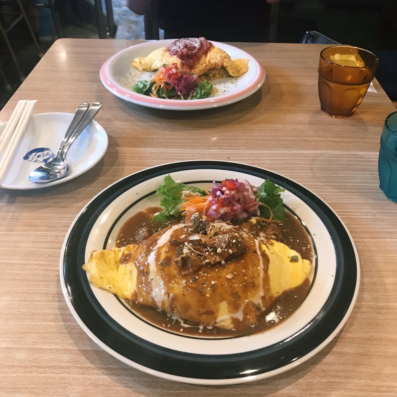 オムカレー(ウメノ商店)