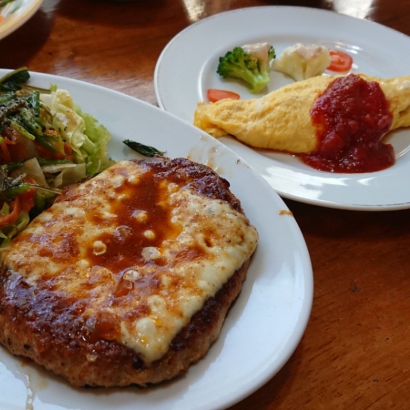 ハンバーグ定食プレーンオムレツ付き(ライスハウス里)
