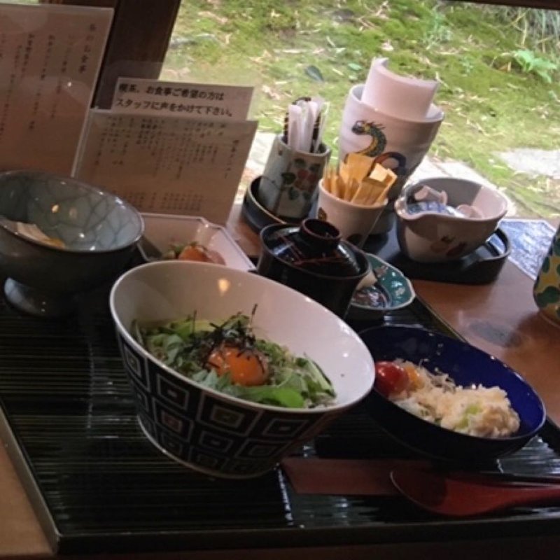 じゃこ飯どんぶり(おいしいいっぷく鏑木 （かぶらき）)