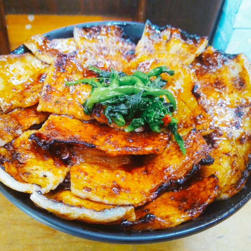 大(豚大学 新橋校舎)