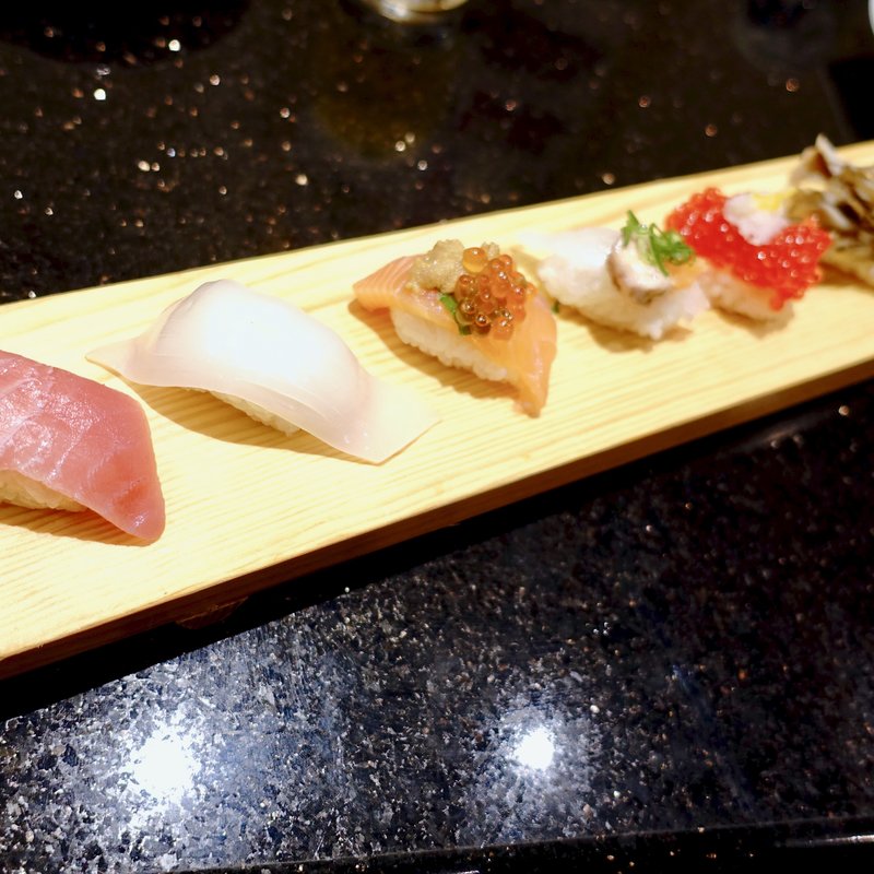 おまかせにぎり(にぎり長次郎 長居公園通り店)